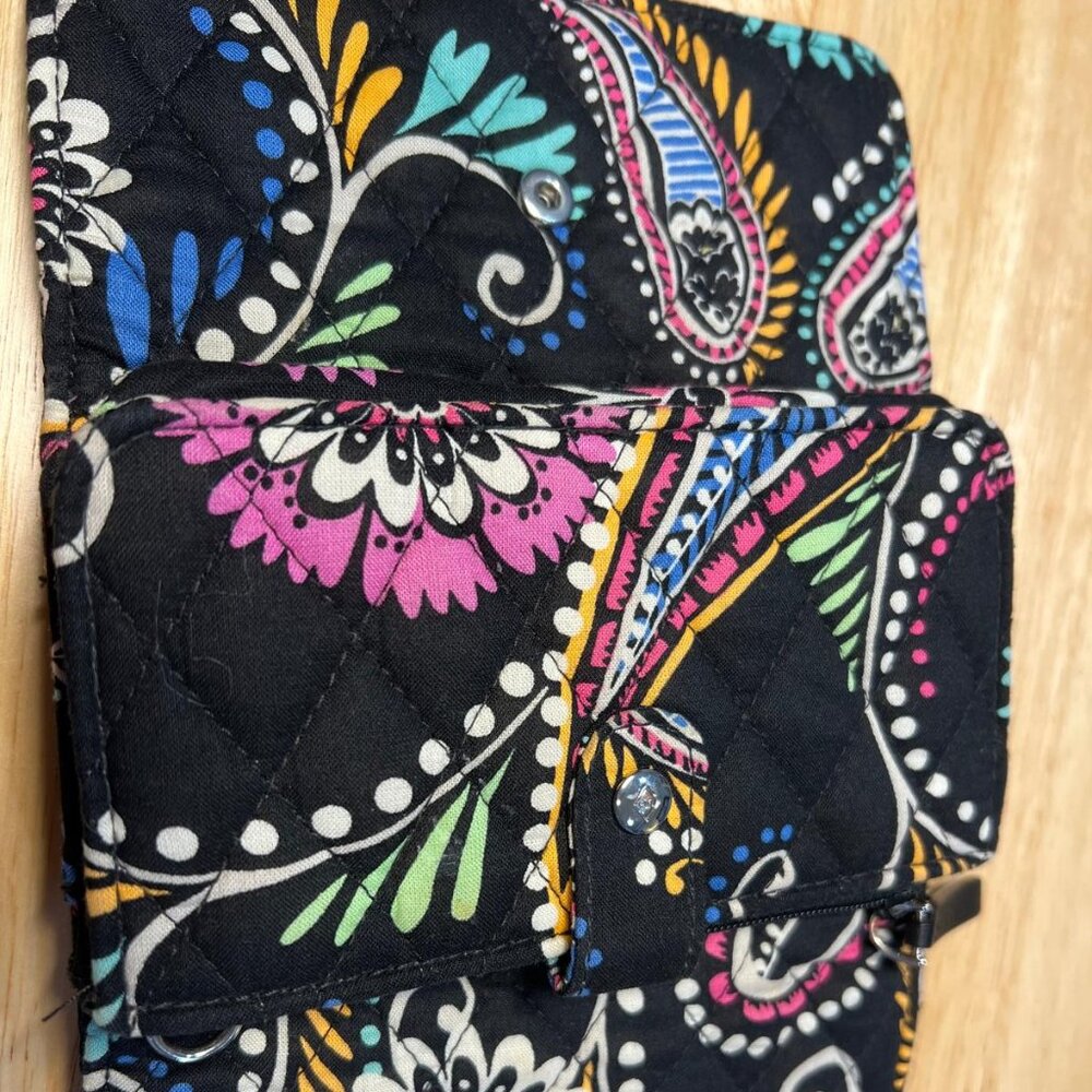 Vera Bradley  Wallet  "BANDANA SWIRL"